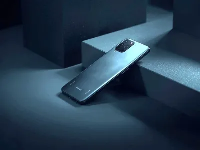 Camera Will Blow Your Mind: The New King of Mobile Photography